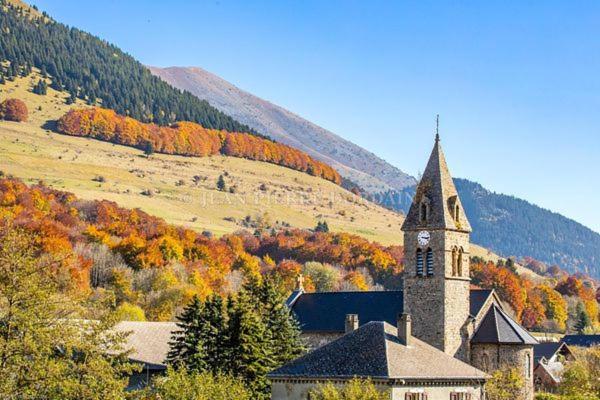Апартаменты Bienvenue Dans Le Violine 2 A 6 Couchages Cholonge Экстерьер фото